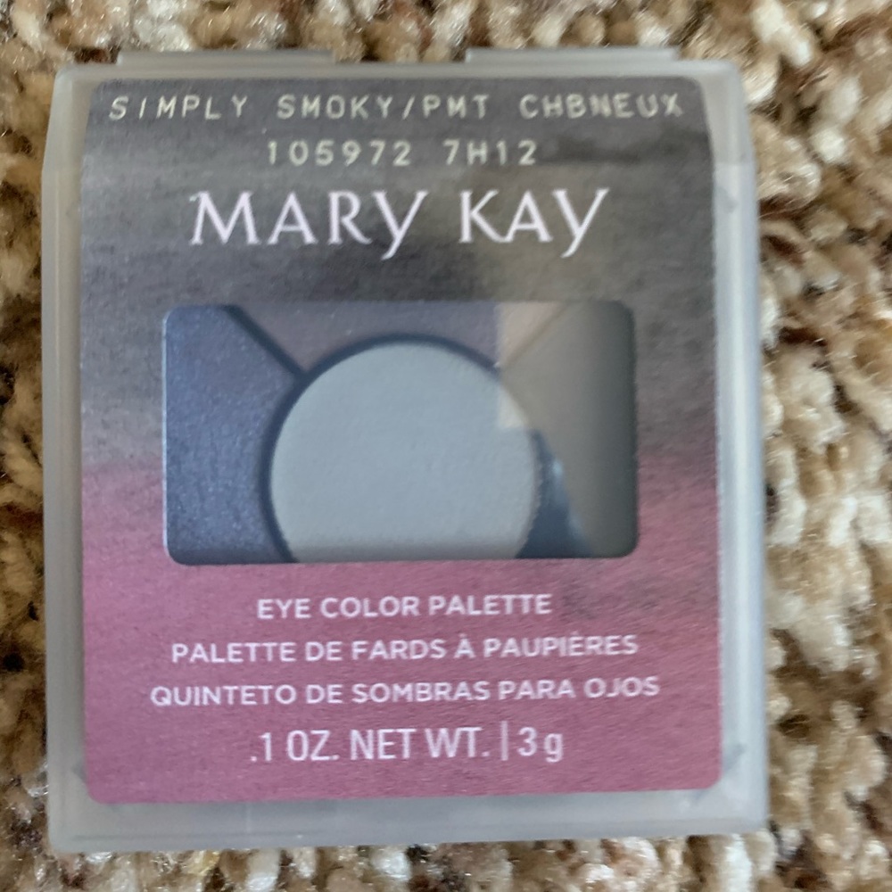NEW Mary Kay Eye Pallet!!! BELOW COST!!!